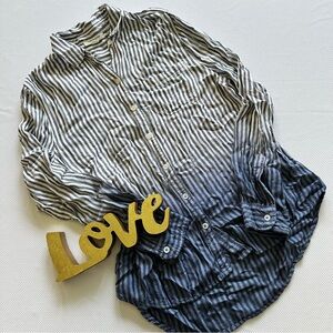 beachlunchlounge. Soft ombré striped blue and white button down shirt